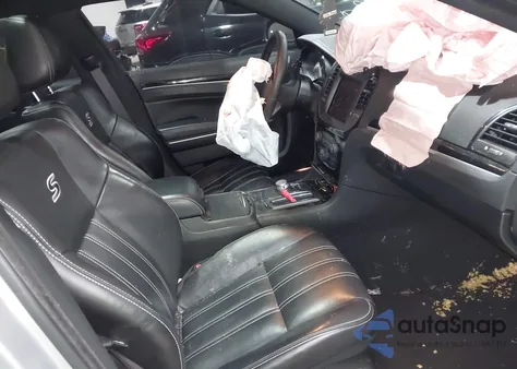 2023 Chrysler 300 300S z USA, uszkodzony, nr VIN 2C3CCABGXPH613824